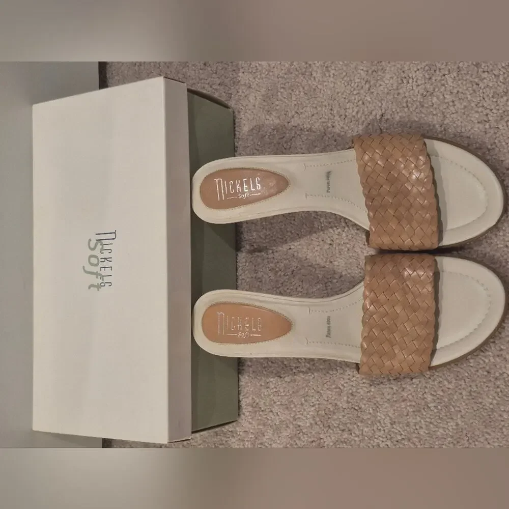 Nickels Soft | EUC | Tan | Heels | SIZE 9.5M